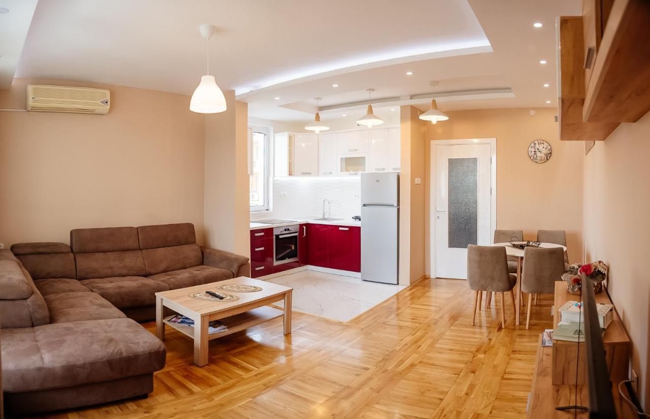 Apartment Luxury Explorer Podgorica Zewnętrze zdjęcie